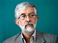 حداد عادل: متهم کردن جمهوری اسلامی به دیکتاتوری برای بازگرداندن پهلوی تعجب‌آور است 