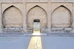هشدار مهم درباره وضعیت فرونشست در اصفهان: روزی می‌رسد که جمعیت ۲.۵ تا ۳ میلیون نفر را در اصفهان و اطراف آن تخلیه کنیم