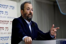 باراک: نتانیاهو عامل فروپاشی اسرائیل است