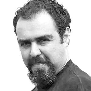 امین شاهد