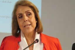 ترامپ از ترس هدف قرار گرفتن تأسیسات نفتی عربستان حمله جدید به ایران را متوقف کرد