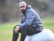 مازیار زارع سرمربی ملوان ماند