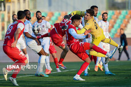 پرسپولیس در مقابل تیم قعر جدول شکست خورد