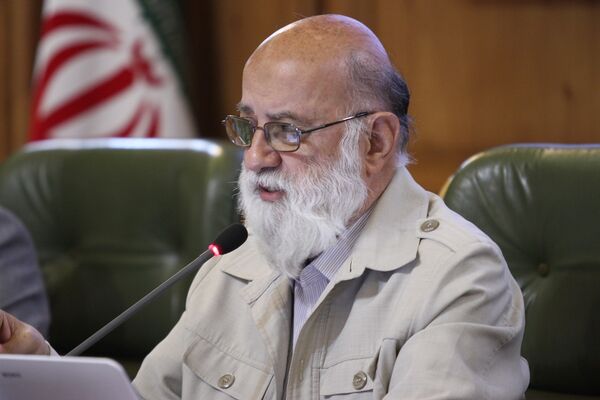 اعتراض صریح مهدی چمران به معاون شهردار در جلسه دیروز شورای شهر/فریاد پیرمرد هم درآمد