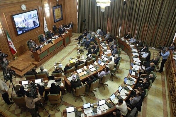 اختلافات سیاسی در صحن شورای شهر تهران بالا گرفت/علیه حکمرانی نمایشی و گزارشی 