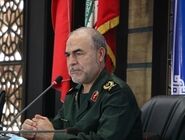 معاون سیاسی سپاه:تفاهمنامه‌ ایران و امریکا از موضع عزت و قدرت نوشته شد
