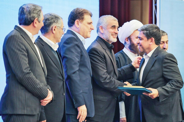 استانداری با چالش بسیار در انتصابات/بررسی روی کار آمدن دولت وفاق و انتخاب مسعود امامی یگانه به‌عنوان استاندار اردبیل