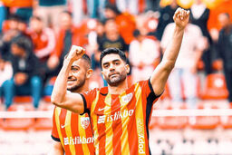 سه ستاره محبوب استقلالی‌ها در لیست خرید پرسپولیس