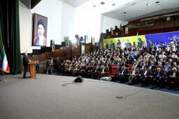 تأکید رئیس‌جمهور بر برخورداری برابر تمامی ایرانیان از امکانات کشور و ضرورت همکاری برای رفع دغدغه‌ها