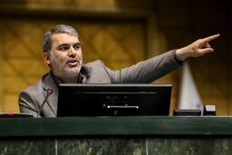 نماینده مجلس: تورم ما امروز بالای ۴۰ درصد برای کالاهای اساسی است