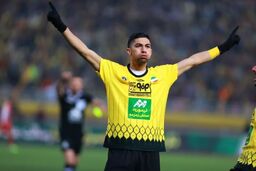 سپاهان دنبال پول است، پرسپولیس دنبال فرصت