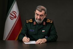 دبیر شورای عالی امنیت ملی دویست روز ایستادگی ملت ایران را نقطه عطفی در تاریخ معاصر خواند