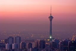 برای خرید یک خانه‌ ۸۰ متری ۸۲ سال حقوق‌ کارمندی را پس‌انداز کنید!