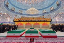 انتشار تصاویری از مراحل آماده‌سازی محل تدفین رهبر شهید انقلاب در حرم مطهر رضوی

