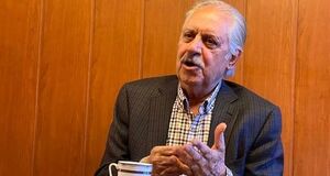 علی بیگدلی: راهی جز دیپلماسی نداریم؛ مذاکره ایران و آمریکا به نفع واشنگتن هم هست