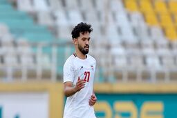 پرسپولیس به خرید یک ملی‌پوش نزدیک سد