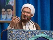 امام جمعه موقت تهران: کسانی پول و دلار می گیرند تا با وضعیت ناهنجار در جامعه حضور پیدا کنند