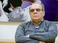 محکومیت عباس عبدی به یک سال زندان؛ روزنامه اعتماد دو ماه توقیف شد