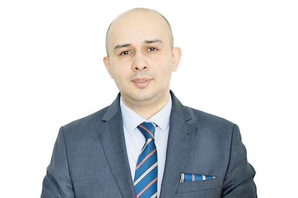 پیمان مولوی کارشناس اقتصاد:هیچ تفاوتی ندارد چه فردی جایگزین فرزین شود