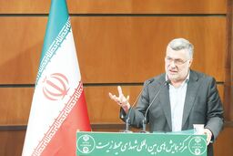 وزیر بهداشت: در صورت فعال شدن مکانیسم ماشه هم اجازه کمبود دارو نمی‌دهیم