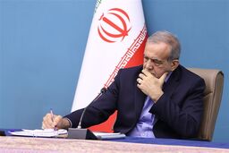 دستور رئیس‌جمهور برای رفع موانع تولید و ترخیص مواد اولیه از بنادر