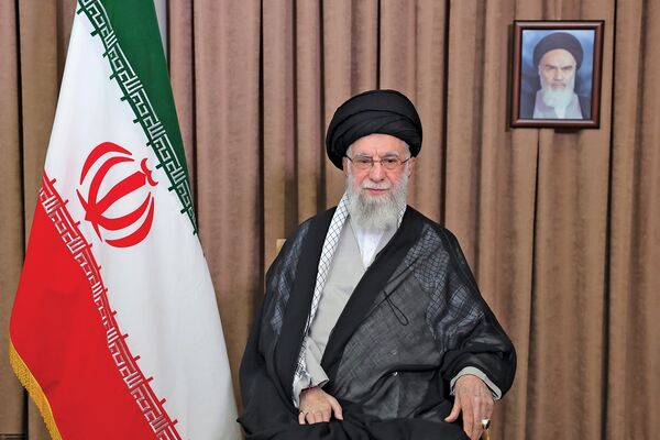 نه جنگ تحمیلی نه صلح تحمیلی/رهبری به تهدیدات ترامپ درباره ورود آمریکا به جنگ با ایران پاسخ دادند