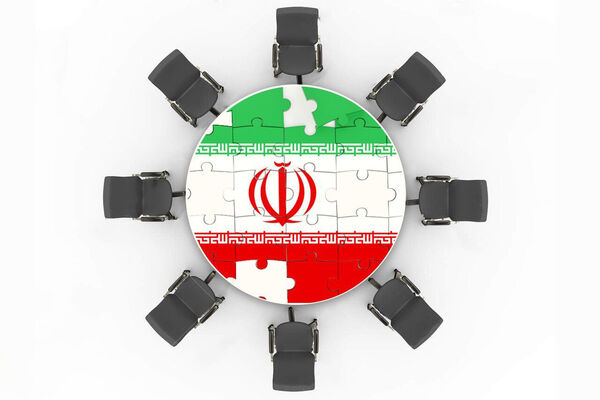 سیاست بدون حزب، دولت بدون پشتوانه