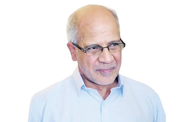 سیدامیر خرم تحلیل‏گر سیاسی اصلاح‌‏طلب: هدف از پیامک‏‌های حجاب ایستادن مقابل رئیس‏‌جمهور است 