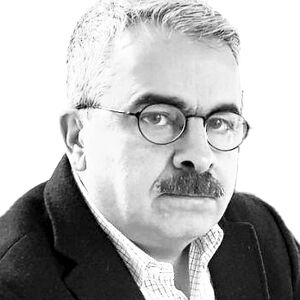 بابک زمانی
