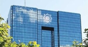 تأکید رئیس‌کل بانک مرکزی بر تداوم ممنوعیت اضافه‌برداشت بانک‌ها