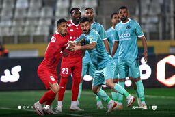 پیروزی پرسپولیس با ضربه چیپ اوستون اورونوف
