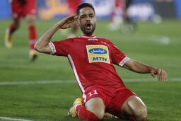 کمال کامیابی‌نیا از فوتبال خداحافظی می‌کند